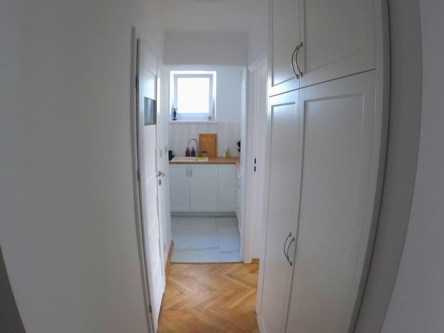 Sliska Location, High Standard Apartament *